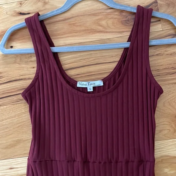 Ribbed Midi Dress - Picture 3 of 5